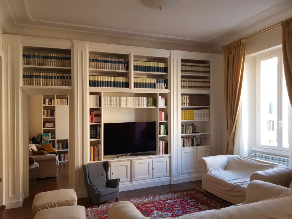 Parte attrezzata classica con tv